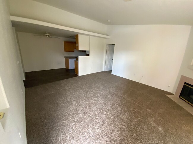 Building Photo - NE GATED COMM & POOL-2BEDROOM 2BATHROOM WI...