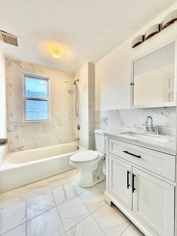 Building Photo - 186 Arlington St