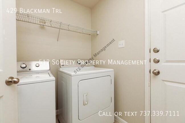 Building Photo - 429 Blackman Tr
