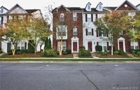 Building Photo - 8039 Bristle Toe Ln