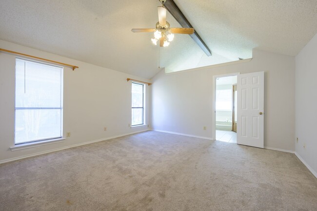 Building Photo - 3 Bedroom • Single Family • Coppell ISD