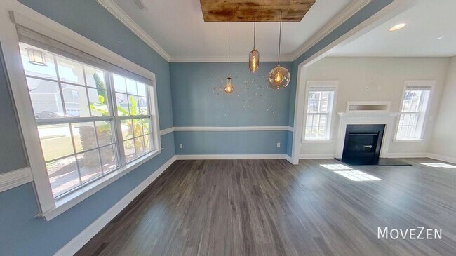 Building Photo - 1136 Valley Dale Dr