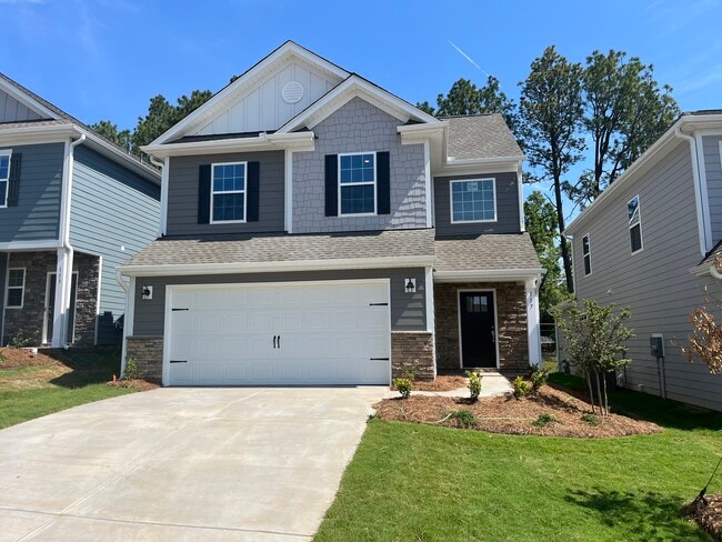 Building Photo - 117 Magnolia St