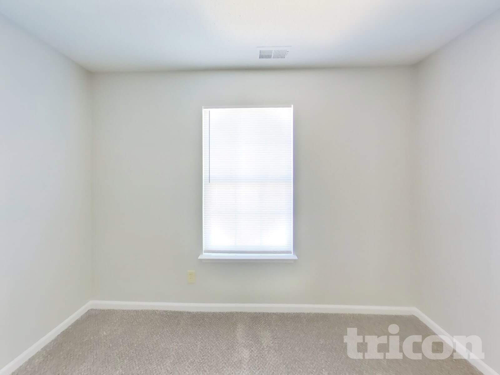 Building Photo - 5956 Portman Pl