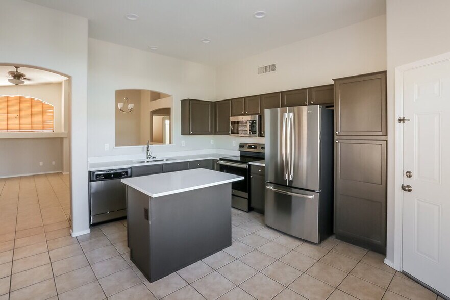 Building Photo - 13413 W Port Au Prince Ln