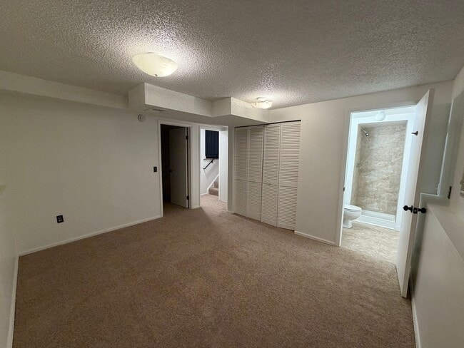 Building Photo - NEW LOW PRICE Spacious 3 Bed + Office, 2 Bath Single Family Home with a 2 Car Garage!