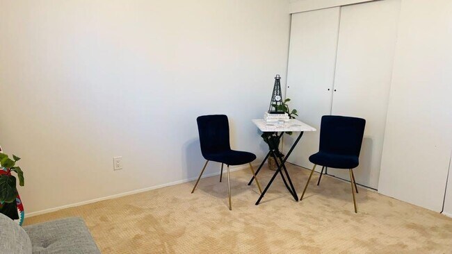 Building Photo - 9310 Galston Dr