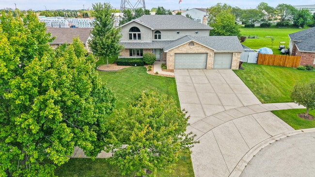 Building Photo - 19211 Brompton Ct