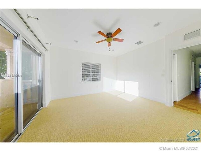 Building Photo - 3181 Matilda St