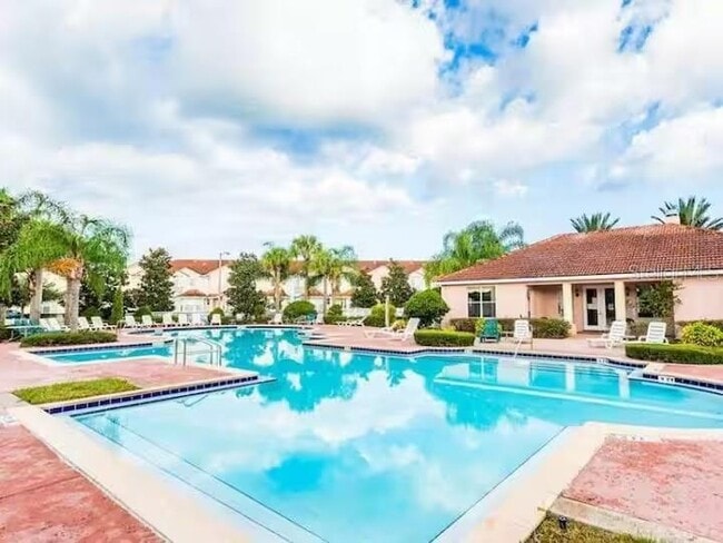 Building Photo - 1139 S Beach Cir