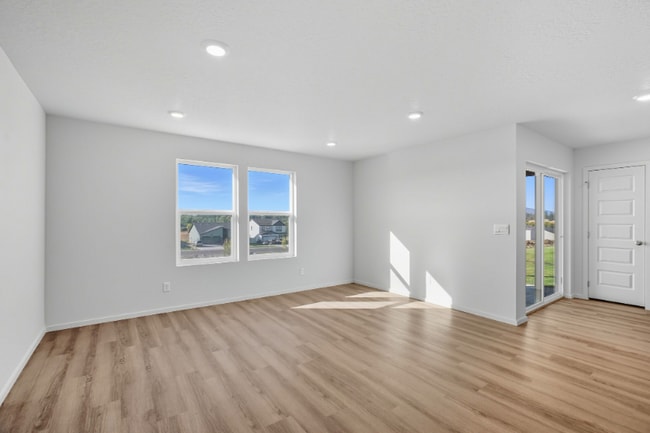 Building Photo - 806 K St