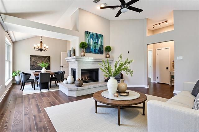 Building Photo - 1520 Evergreen Dr