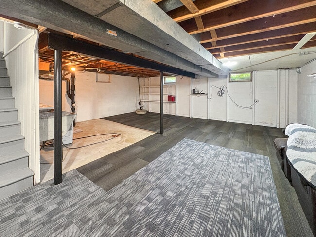 Building Photo - 4381 S 37th St.