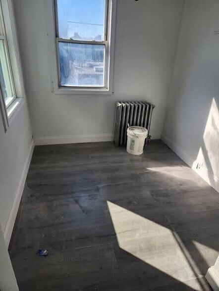 Building Photo - 768 Communipaw Ave