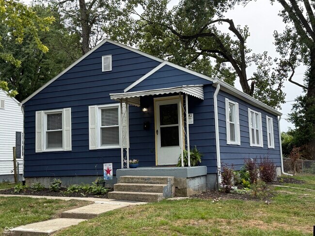 Building Photo - 4801 Farrington Ave