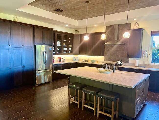 Building Photo - Luxury Oceanview Estate | Fully Furnished ...