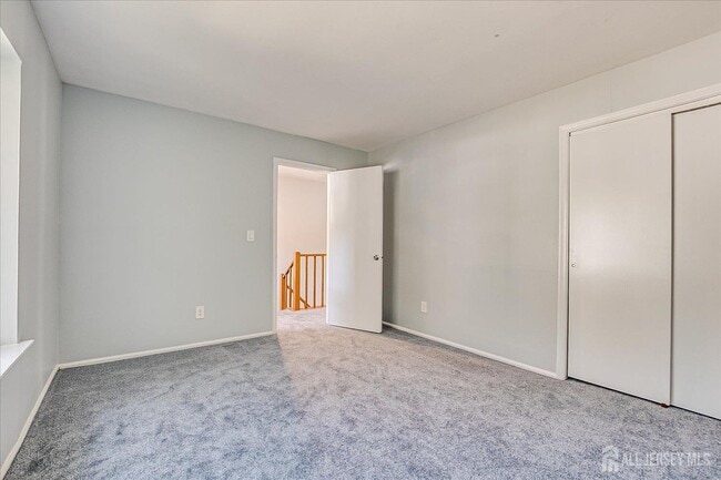 Building Photo - 39 Jeffrey Cir