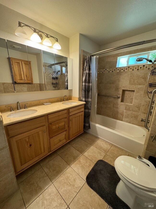 Building Photo - 4845 Marshall Dr