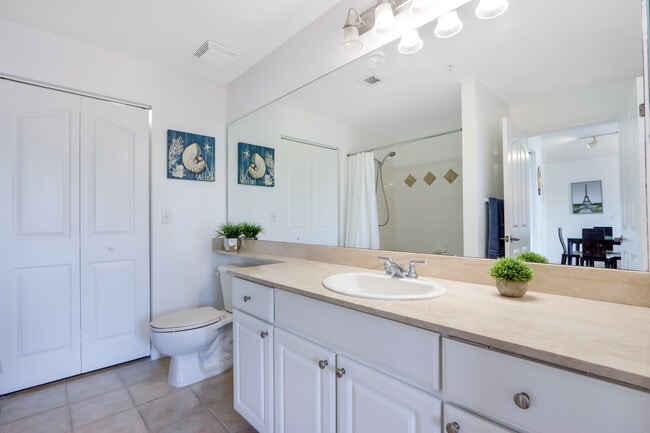 Building Photo - 276 Murcia Dr