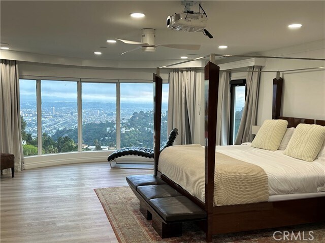 Building Photo - 7930 Vulcan Dr