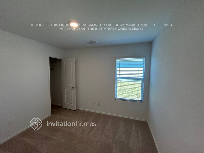 Building Photo - 3212 Crestone Dr