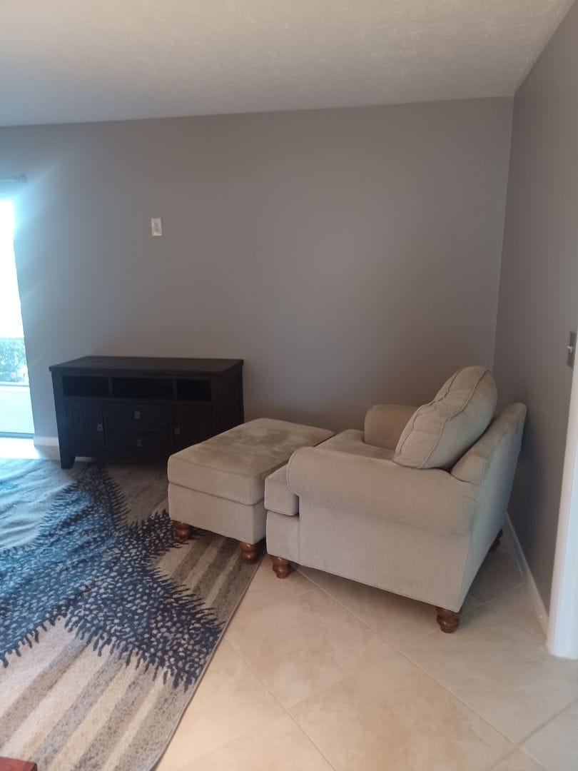 Building Photo - UPGRADED WATERFRONT END UNIT 3 BR / 2 BA Home With BOAT LIFT/ DOCK & OUTSTANDING VIEWS