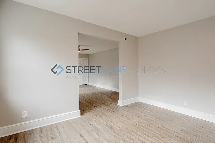 Building Photo - 565 Alamo St