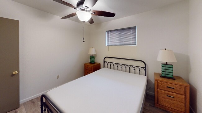 Building Photo - Newly remodeled, fully furnished, 2 bedroo...