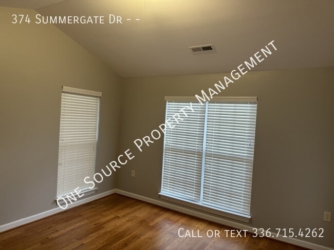 Building Photo - 374 Summergate Dr