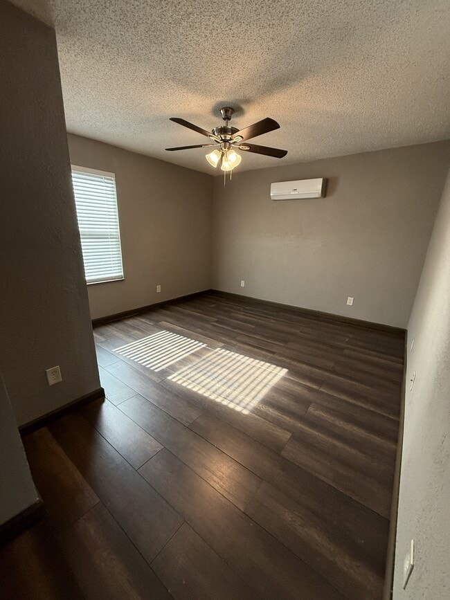 Building Photo - 1452 Co Rd 182