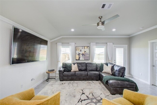 Building Photo - 29414 Emilys Rock Ln