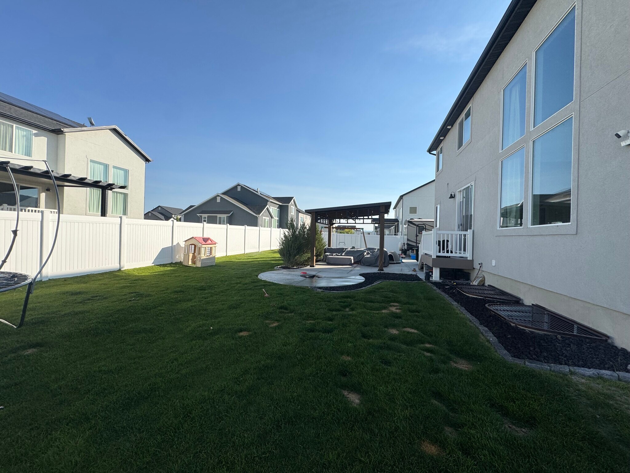 Building Photo - 4595 N Kings Peak Way