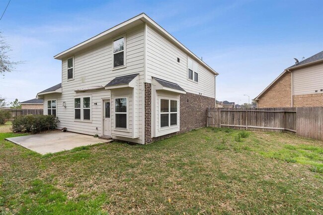 Building Photo - 24727 Lake Basin Ct