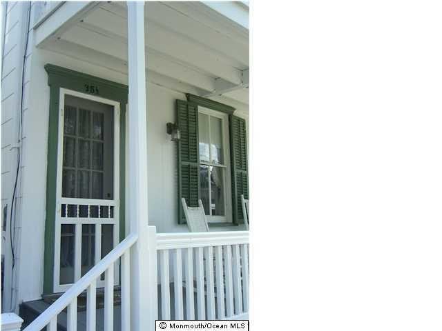 Building Photo - 35 1/2 Olin St