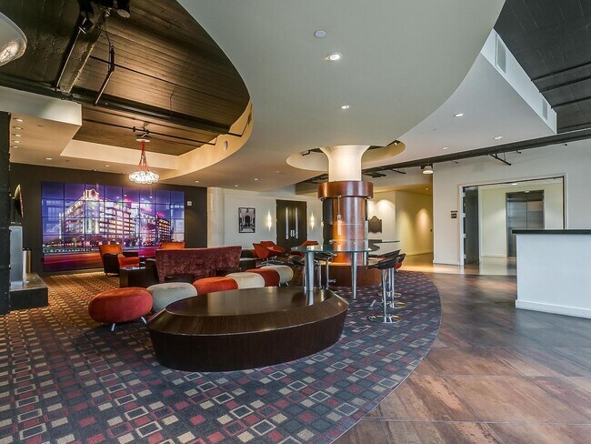 Building Photo - Come Live in Historic Montgomery Plaza- East Tower- 2 bed, 2 bath- 76107