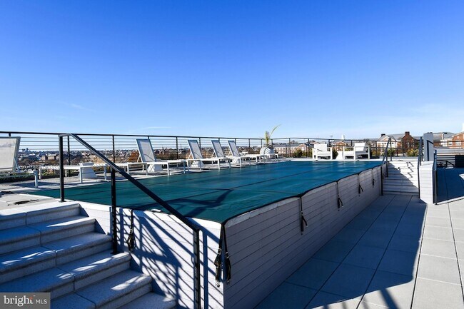 Building Photo - 1625 Eckington Pl NE