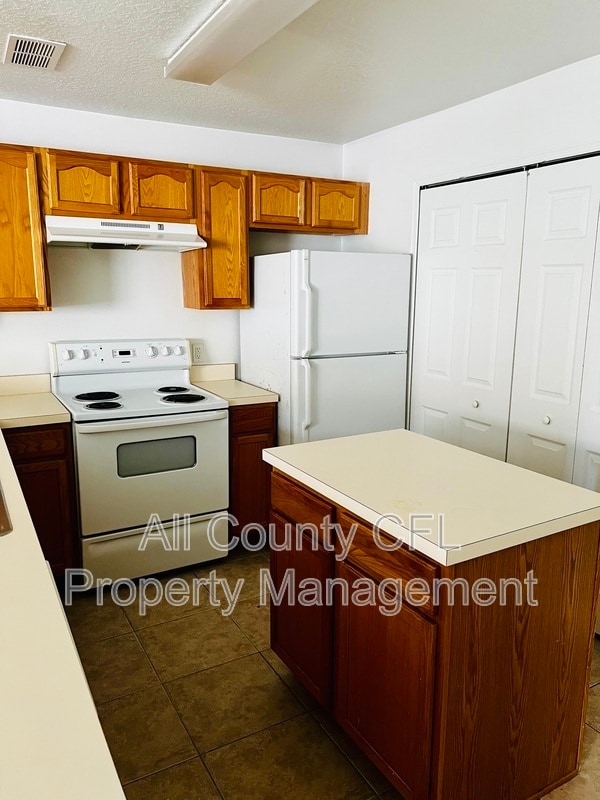 Building Photo - 970 N Spring Garden Ave