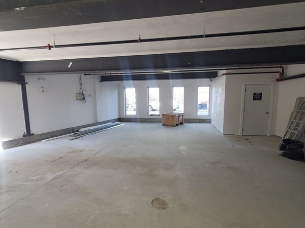 Building Photo - 64 Tolman St
