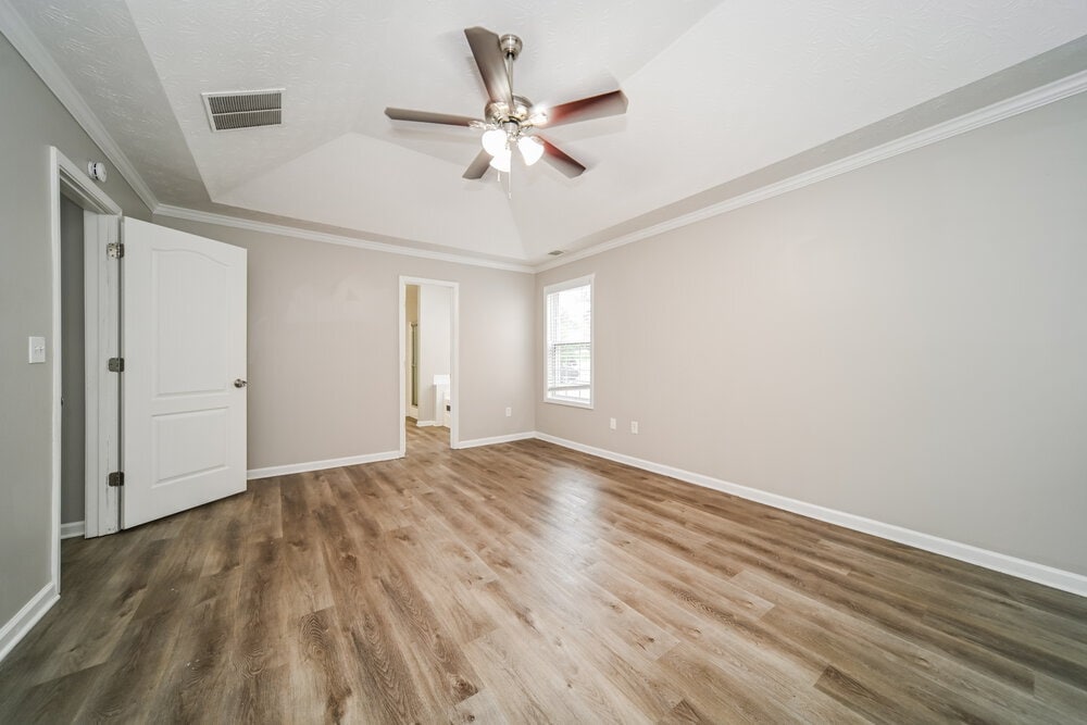 Building Photo - 129 Makenna Dr