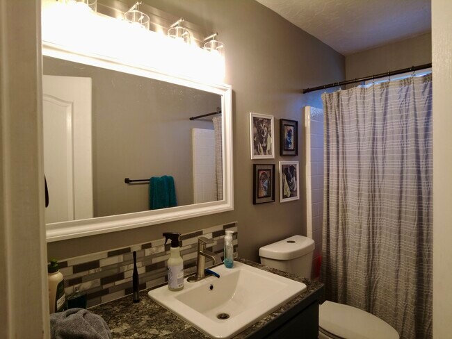 Building Photo - 3551 S Payette River Ave