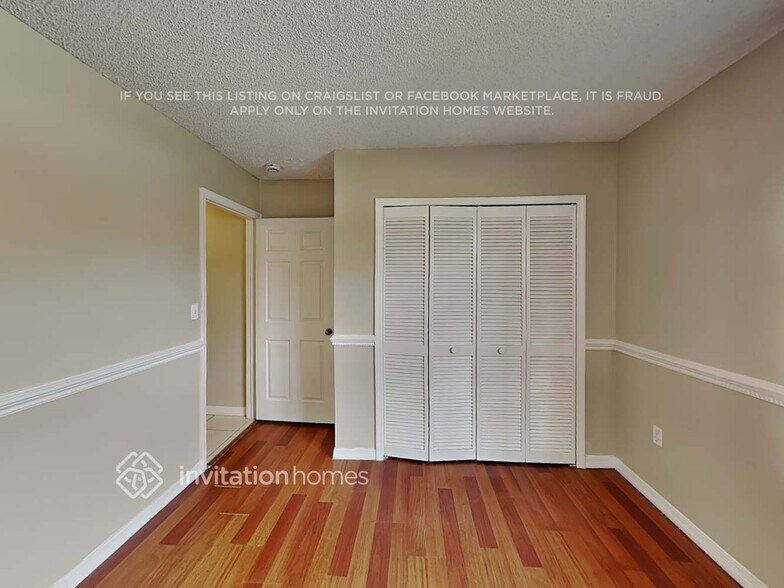 Building Photo - 9155 SW 166th Pl