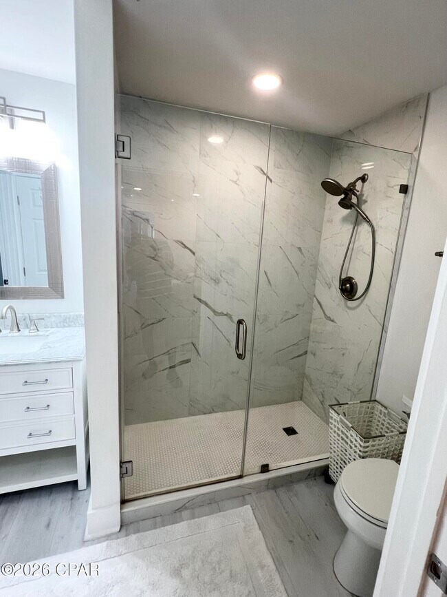 Building Photo - 7813 N Lagoon Dr