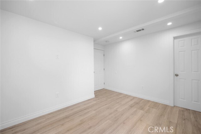 Building Photo - 10607 Whitegate Ave