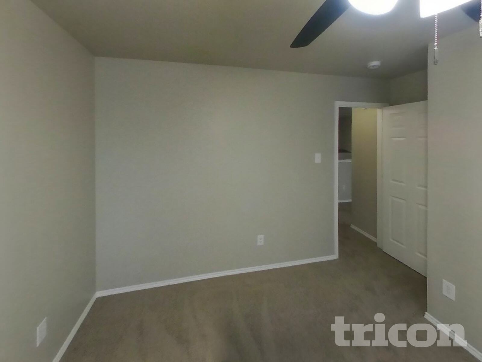 Building Photo - 909 Zoe St