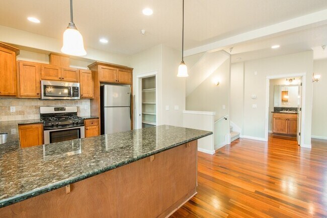 Building Photo - Spring Into Your New Home - Premium Corner Townhome Now Available!