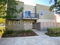 Building Photo - Contemporary 3 Bedroom Capital Village Townhome
