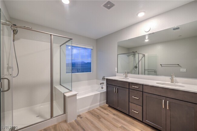 Building Photo - 2457 Padulle Pl