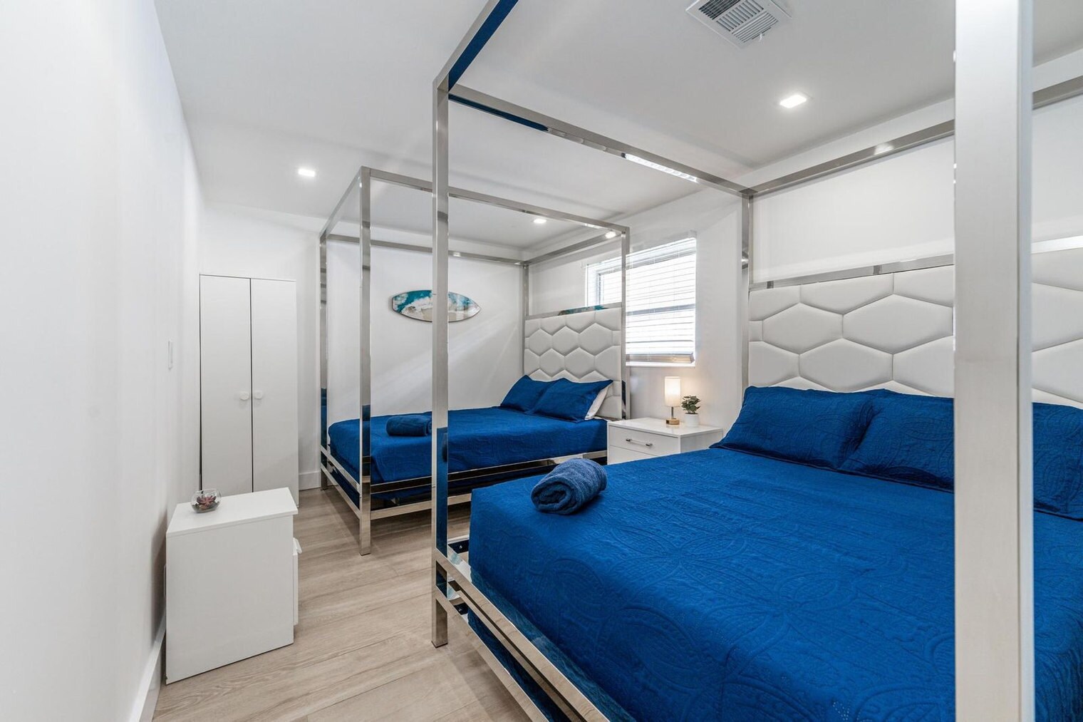 Building Photo - 825-827 Southwest 14th Street-SI FL1-ID1475658P