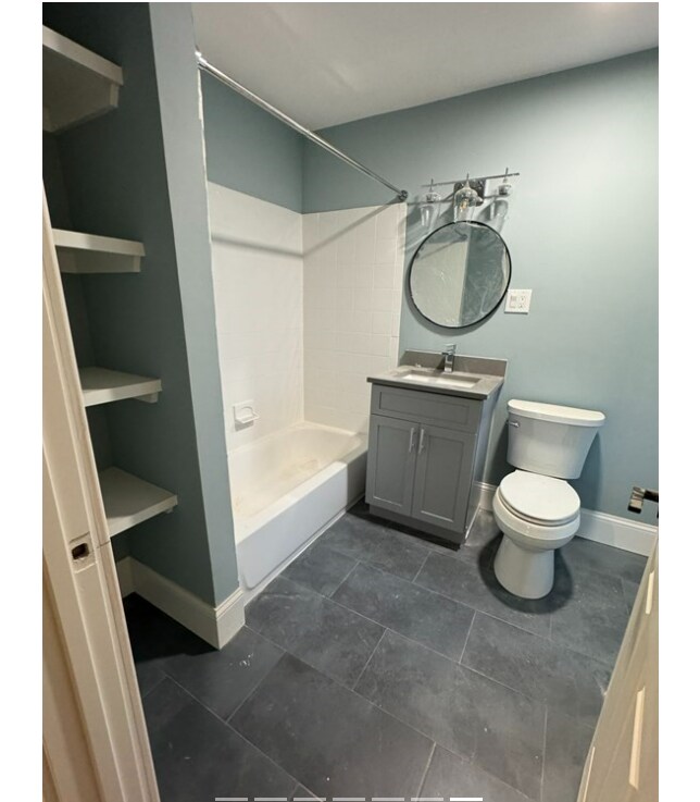 Building Photo - 181 Highland St