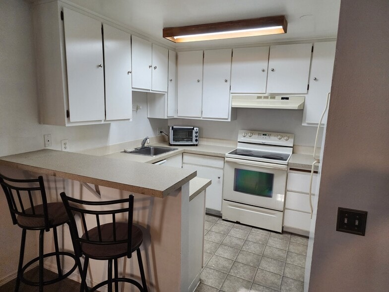 Building Photo - 7729 Timber Hill Dr